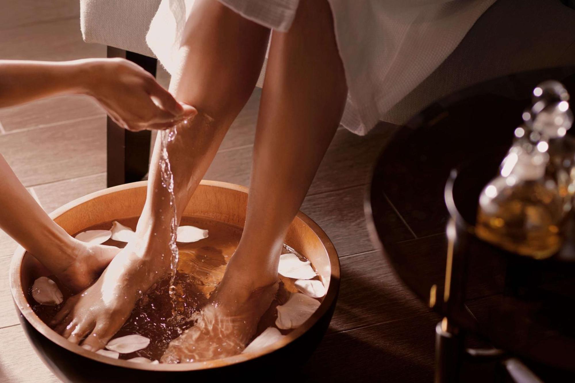 Doubletree By Hilton Shah Alam I-City Buitenkant foto A foot bath