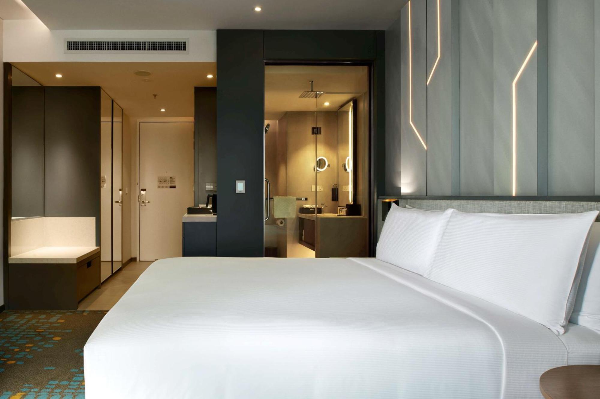 Doubletree By Hilton Shah Alam I-City Buitenkant foto Deluxe Room
