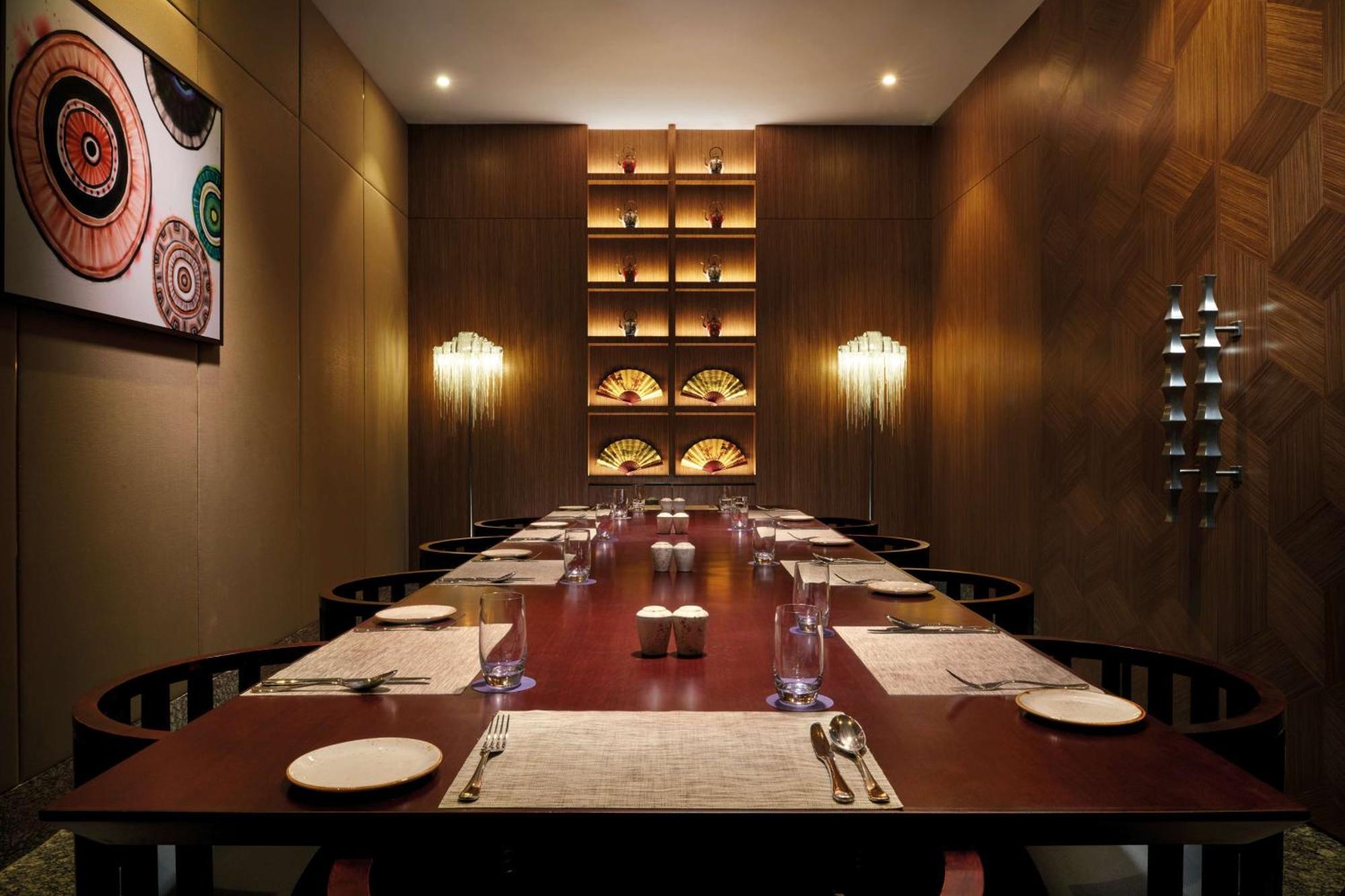 Doubletree By Hilton Shah Alam I-City Buitenkant foto Private dining room at the restaurant