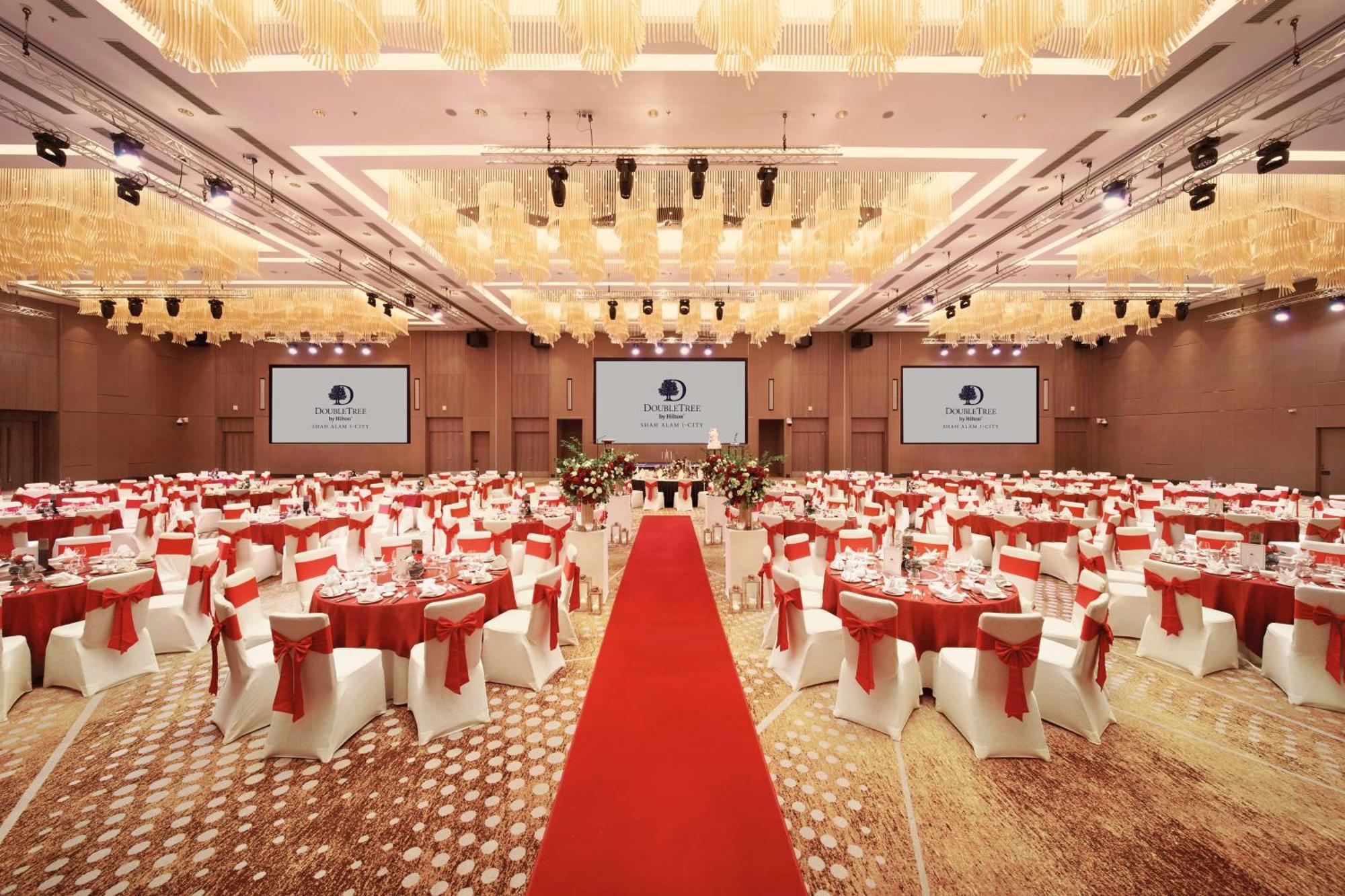 Doubletree By Hilton Shah Alam I-City Buitenkant foto The ballroom